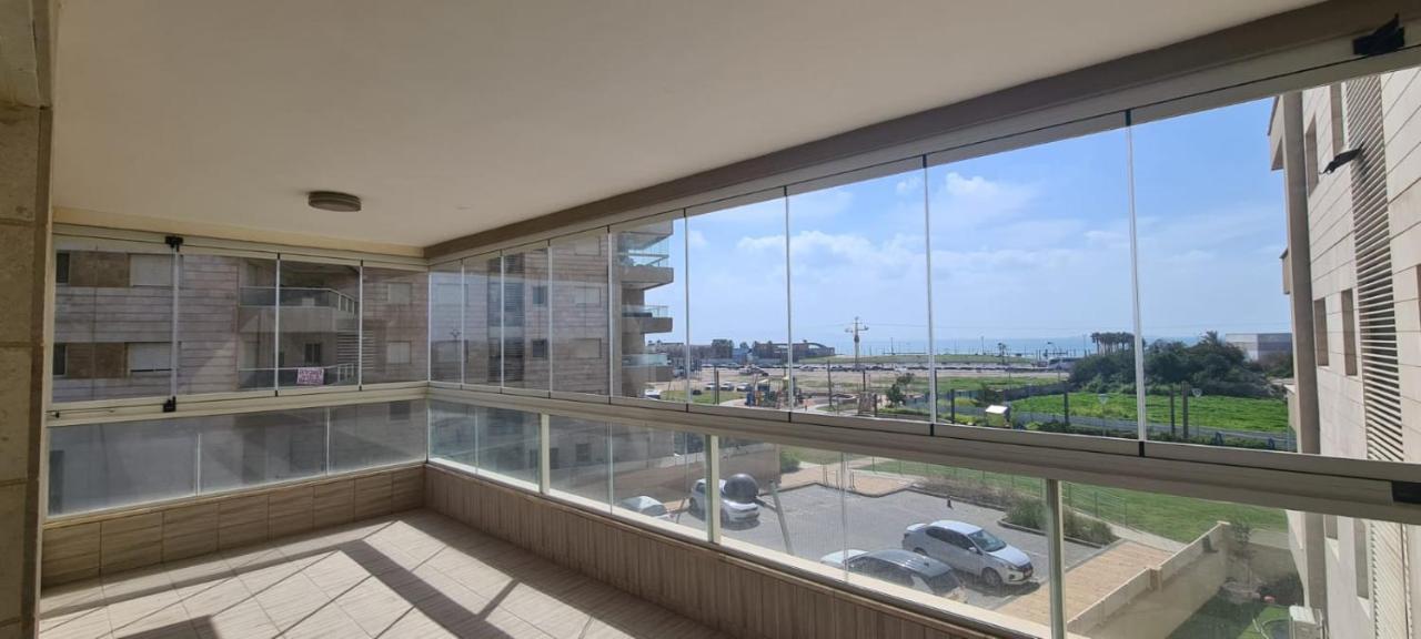 עכו דירה חדשה ליד הים- Akko-Brand New Apartment Экстерьер фото