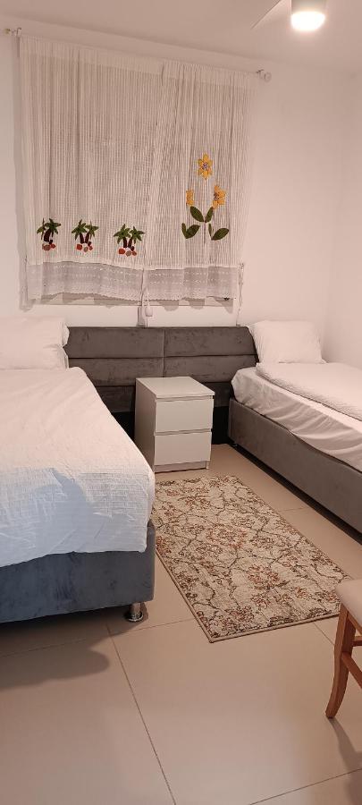 עכו דירה חדשה ליד הים- Akko-Brand New Apartment Экстерьер фото