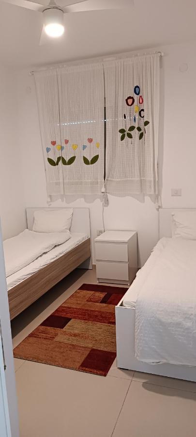 עכו דירה חדשה ליד הים- Akko-Brand New Apartment Экстерьер фото