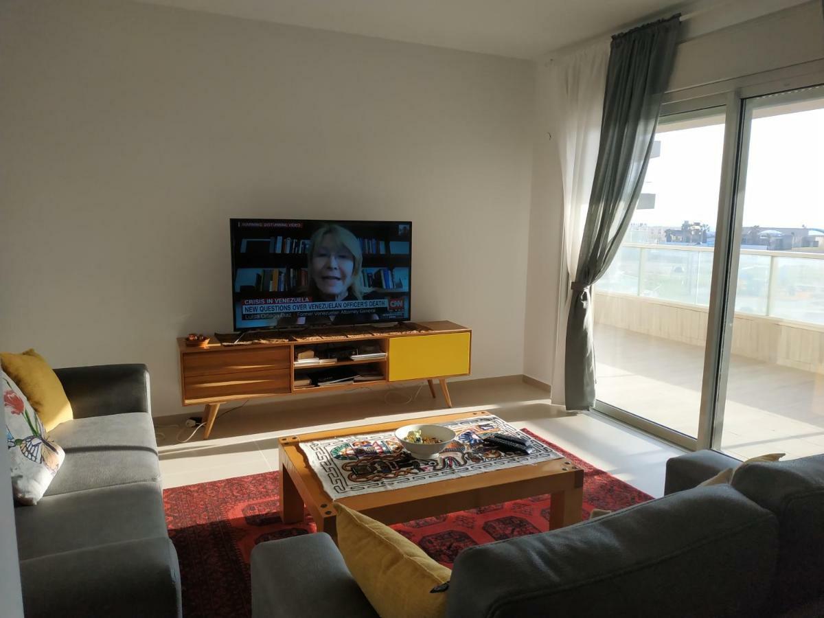 עכו דירה חדשה ליד הים- Akko-Brand New Apartment Экстерьер фото