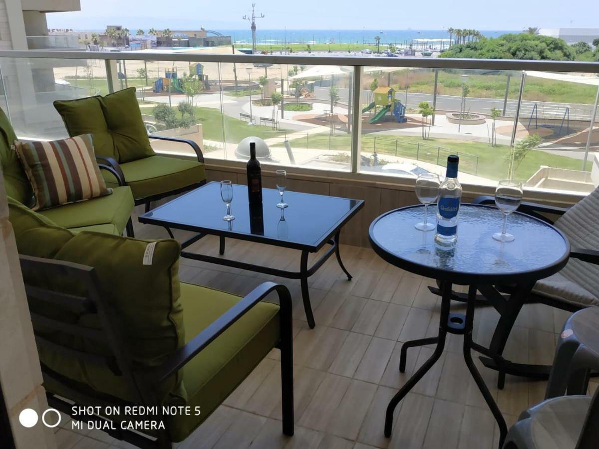 עכו דירה חדשה ליד הים- Akko-Brand New Apartment Экстерьер фото